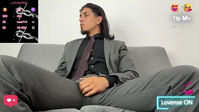 Snapshot of Tom_blunt96 chatting on September 20, 2025, 4:08 pm Tom blunt96 online show from September 20, 2025, 4:08 pm