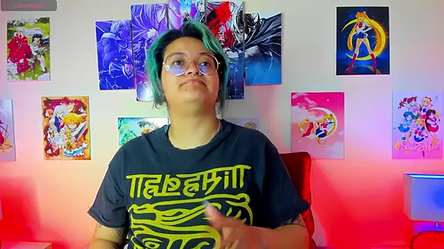 Snapshot of lucky-leah chatting on January 30, 2025, 3:33 am lucky-leah online show from January 30, 2025, 3:33 am