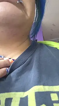 lucky-leah online show from February 8, 2026, 3:21 am