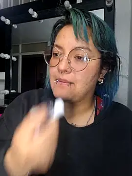 Snapshot of lucky-leah chatting on May 23, 2026, 3:56 am lucky-leah online show from May 23, 2026, 3:56 am