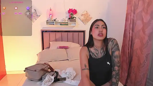 Kayla foxxy online show from July 4, 2026, 12:17 am