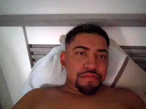 Snapshot of bigpene09 chatting on July 31, 2026, 2:05 pm bigpene09 online show from July 31, 2026, 2:05 pm