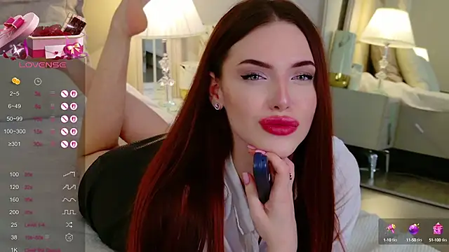 Anje Cox online show from March 4, 2025, 2:42 pm