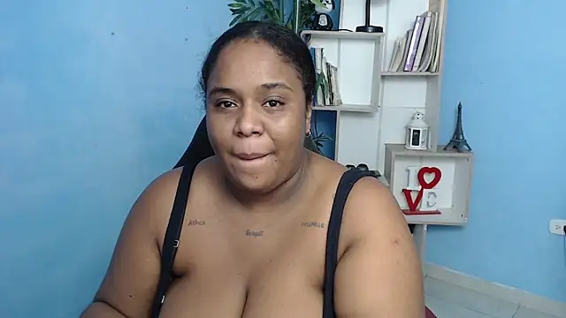 Snapshot of bbw_charlote chatting on February 1, 2025, 11:54 am bbw charlote online show from February 1, 2025, 11:54 am