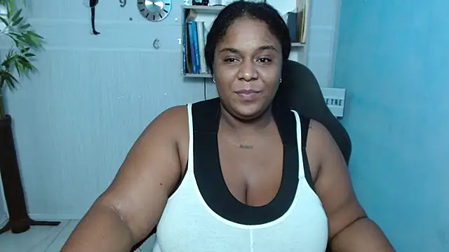 Snapshot of bbw_charlote chatting on March 7, 2025, 10:45 am bbw charlote online show from March 7, 2025, 10:45 am