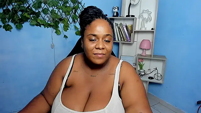 Snapshot of bbw_charlote chatting on November 24, 2025, 12:05 pm bbw charlote online show from November 24, 2025, 12:05 pm