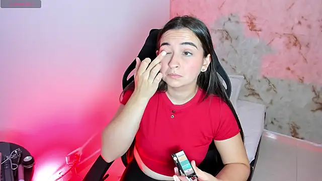 Abbieowenx online show from November 19, 2025, 3:34 pm