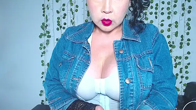 yinetford online show from October 23, 2025, 10:30 pm