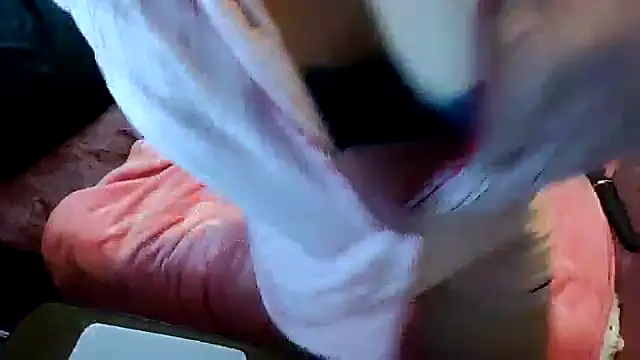 XxxAprilxxX online show from October 12, 2025, 11:09 am