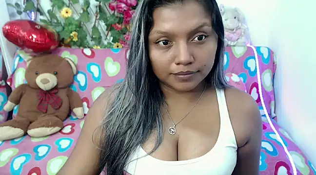 Snapshot of sexysusan4you chatting on December 19, 2024, 5:18 pm sexysusan4you online show from December 19, 2024, 5:18 pm