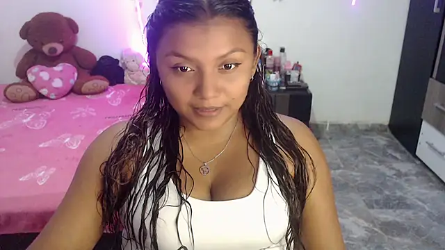 Snapshot of sexysusan4you chatting on March 8, 2026, 5:17 pm sexysusan4you online show from March 8, 2026, 5:17 pm