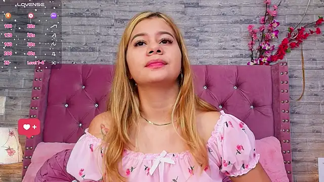 Snapshot of AuroraSim chatting on January 25, 2025, 12:58 pm AuroraSim online show from January 25, 2025, 12:58 pm