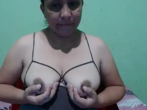 sonia  milk online show from April 26, 2026, 9:12 pm