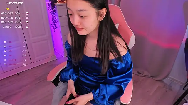 Snapshot of FreyaRaya chatting on December 14, 2024, 8:34 am FreyaRaya online show from December 14, 2024, 8:34 am