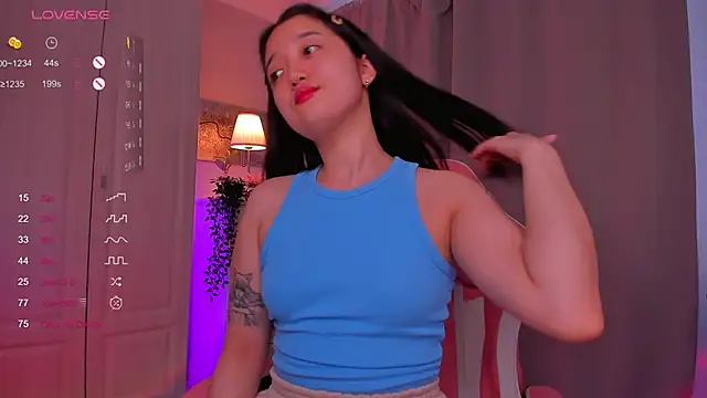 Snapshot of FreyaRaya chatting on February 1, 2025, 8:50 am FreyaRaya online show from February 1, 2025, 8:50 am