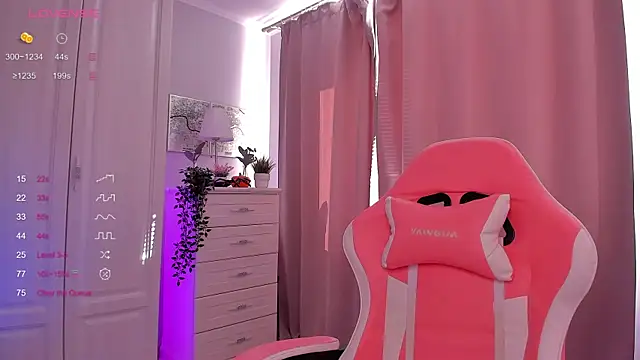 Snapshot of FreyaRaya chatting on February 6, 2025, 8:39 am FreyaRaya online show from February 6, 2025, 8:39 am