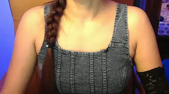  Blue Ruubyy  online show from March 19, 2025, 1:29 pm