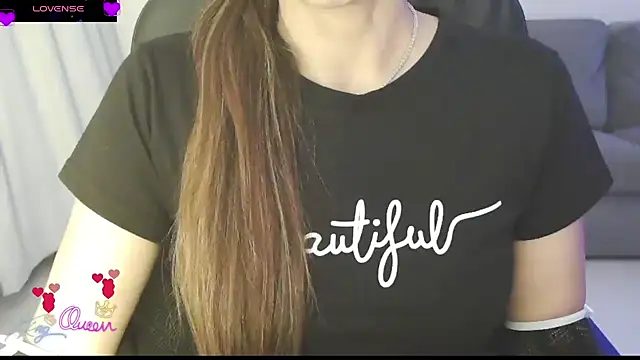  Blue Ruubyy  online show from February 5, 2026, 5:39 pm