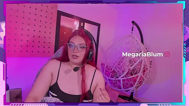 Snapshot of MegariaB chatting on July 18, 2026, 3:11 am MegariaB online show from July 18, 2026, 3:11 am