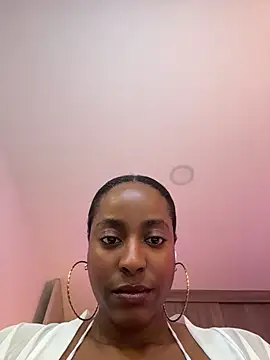 Snapshot of evangeline_ch chatting on July 29, 2026, 4:27 pm evangeline ch online show from July 29, 2026, 4:27 pm