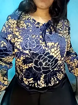 Snapshot of Dayna-36 chatting on February 11, 2025, 5:50 pm Dayna-36 online show from February 11, 2025, 5:50 pm