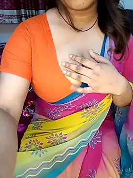 Snapshot of Dayna-36 chatting on November 9, 2025, 3:43 pm Dayna-36 online show from November 9, 2025, 3:43 pm