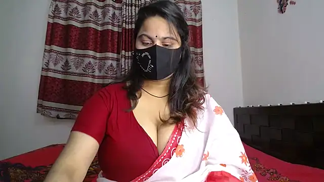 Snapshot of Dayna-36 chatting on November 26, 2025, 1:01 pm Dayna-36 online show from November 26, 2025, 1:01 pm