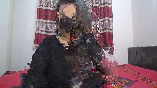 Snapshot of Dayna-36 chatting on December 16, 2025, 6:35 pm Dayna-36 online show from December 16, 2025, 6:35 pm