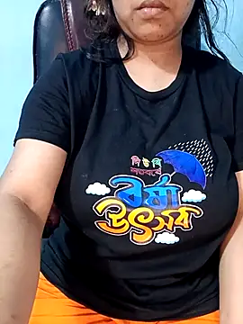 Snapshot of Dayna-36 chatting on March 4, 2026, 4:24 pm Dayna-36 online show from March 4, 2026, 4:24 pm