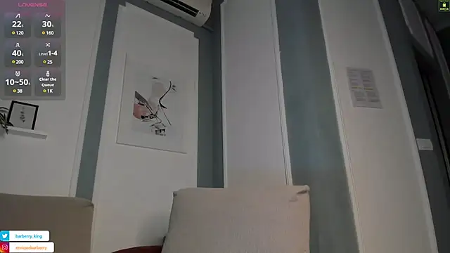 EnriqueBarberry online show from March 17, 2025, 6:29 am