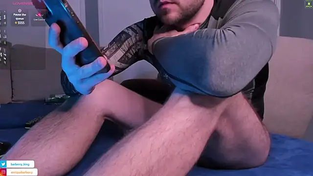 EnriqueBarberry online show from March 21, 2025, 10:06 am