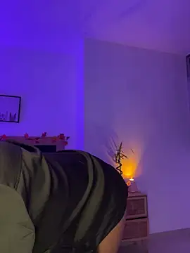 Susi bell online show from January 9, 2025, 2:01 am