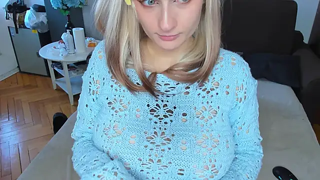 Snapshot of Evelyn_Harper@xh chatting on March 22, 2026, 8:40 am Evelyn Harperxh online show from March 22, 2026, 8:40 am