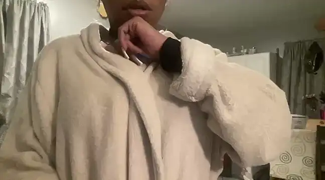 Snapshot of MommyConfident chatting on February 21, 2025, 9:02 am MommyConfident online show from February 21, 2025, 9:02 am