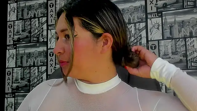 Snapshot of Devil_Sara chatting on January 27, 2025, 8:17 pm Devil Sara online show from January 27, 2025, 8:17 pm