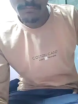 Snapshot of Burhade-- chatting on January 1, 2025, 5:44 pm Burhade-- online show from January 1, 2025, 5:44 pm