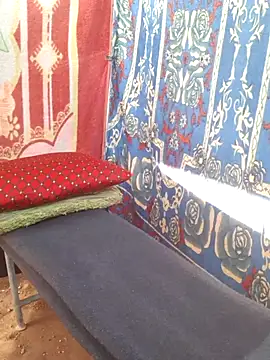 Snapshot of Burhade-- chatting on November 17, 2025, 4:40 am Burhade-- online show from November 17, 2025, 4:40 am