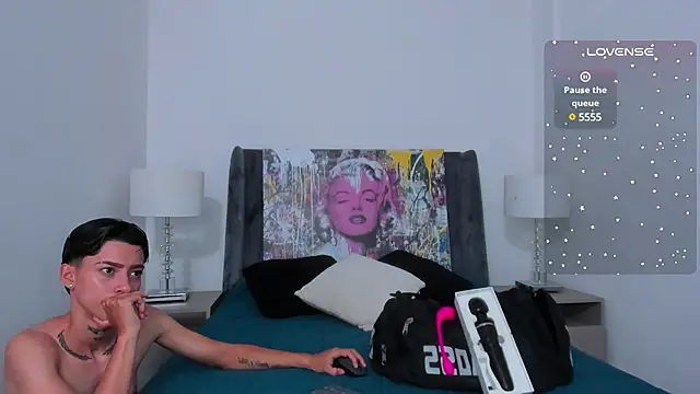 Snapshot of AmberAdams_ chatting on December 9, 2024, 4:26 pm AmberAdams online show from December 9, 2024, 4:26 pm