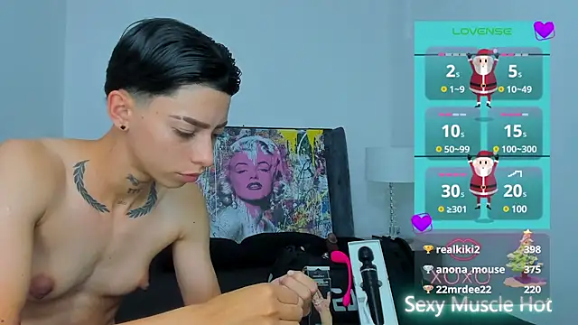 Snapshot of AmberAdams_ chatting on December 31, 2024, 12:57 pm AmberAdams online show from December 31, 2024, 12:57 pm