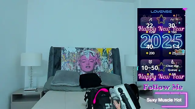 Snapshot of AmberAdams_ chatting on January 8, 2025, 4:33 pm AmberAdams online show from January 8, 2025, 4:33 pm