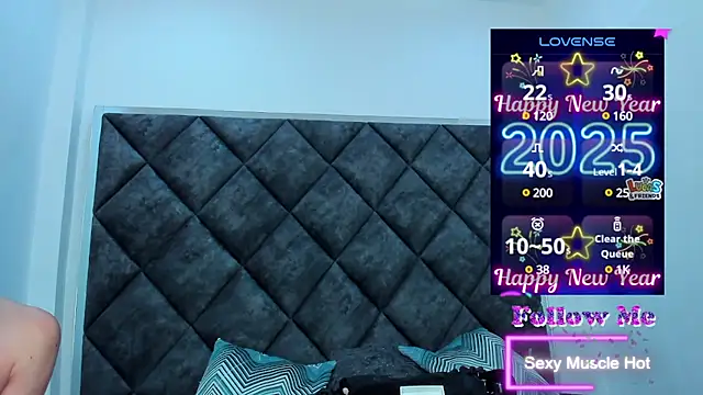 Snapshot of AmberAdams_ chatting on January 15, 2025, 5:15 pm AmberAdams online show from January 15, 2025, 5:15 pm