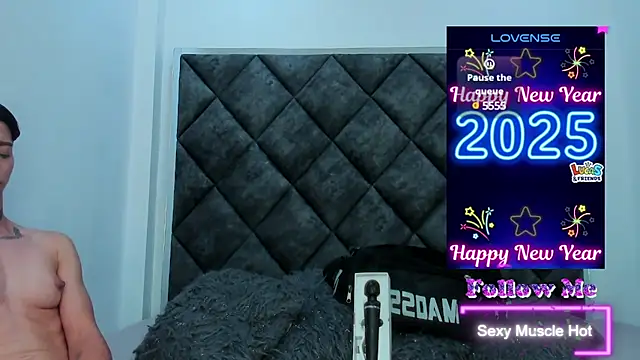 Snapshot of AmberAdams_ chatting on January 20, 2025, 4:23 pm AmberAdams online show from January 20, 2025, 4:23 pm