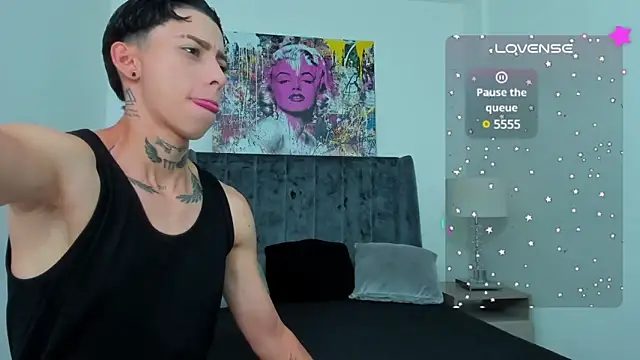 Snapshot of AmberAdams_ chatting on January 31, 2025, 12:40 pm AmberAdams online show from January 31, 2025, 12:40 pm