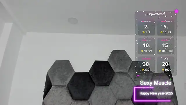 Snapshot of AmberAdams_ chatting on February 15, 2025, 5:28 pm AmberAdams online show from February 15, 2025, 5:28 pm