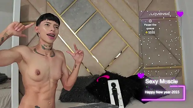 Snapshot of AmberAdams_ chatting on February 18, 2025, 9:42 pm AmberAdams online show from February 18, 2025, 9:42 pm