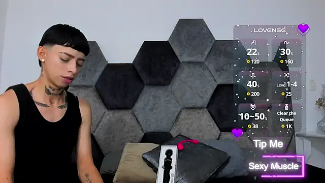 Snapshot of AmberAdams_ chatting on March 3, 2025, 2:04 pm AmberAdams online show from March 3, 2025, 2:04 pm