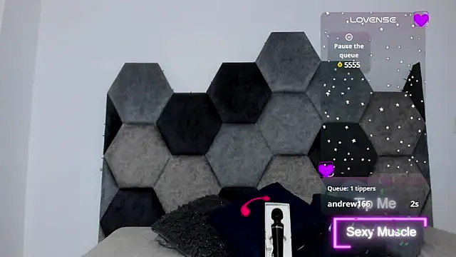 Snapshot of AmberAdams_ chatting on March 6, 2025, 4:38 pm AmberAdams online show from March 6, 2025, 4:38 pm