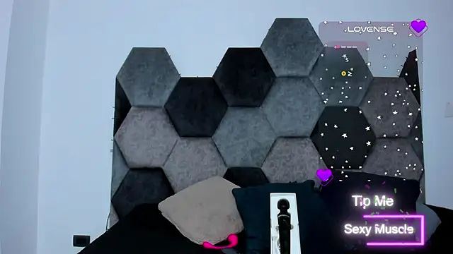 Snapshot of AmberAdams_ chatting on March 8, 2025, 5:11 pm AmberAdams online show from March 8, 2025, 5:11 pm