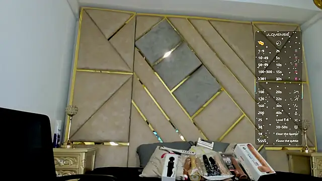 Snapshot of AmberAdams_ chatting on September 9, 2025, 12:59 pm AmberAdams online show from September 9, 2025, 12:59 pm