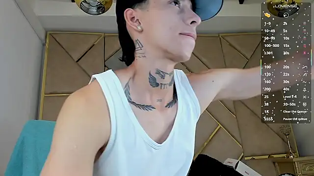 Snapshot of AmberAdams_ chatting on September 11, 2025, 4:18 pm AmberAdams online show from September 11, 2025, 4:18 pm